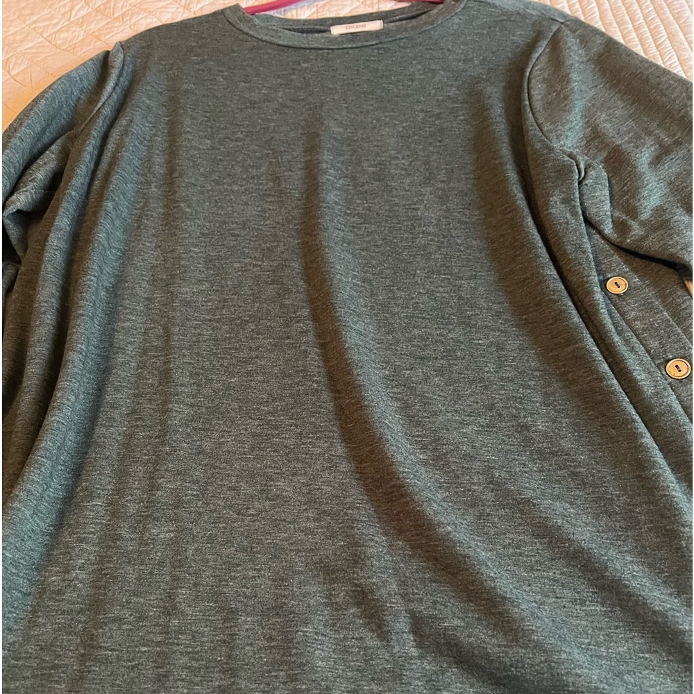 Cherish long sleeve sweater type material